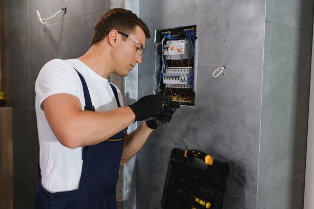 Best Affordable Emergency Electrician  in Riverside, IA