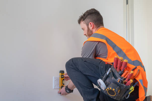 Best Electrician Near Me  in Riverside, IA
